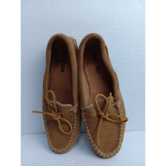 Minnetonka Moccasins 917T Taupe Leather Suede Round Toe Slip On Shoes Size 8 main image 7